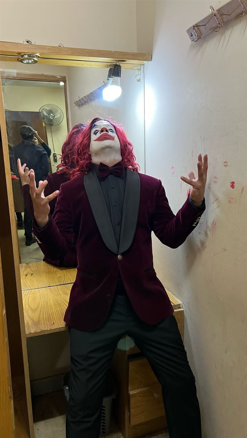 كواليس استعداد وائل عوني ومها أحمد لمسرحية مملكة الحواديت في العتبة