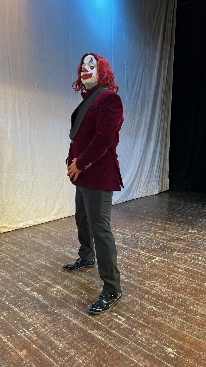 كواليس استعداد وائل عوني ومها أحمد لمسرحية مملكة الحواديت في العتبة