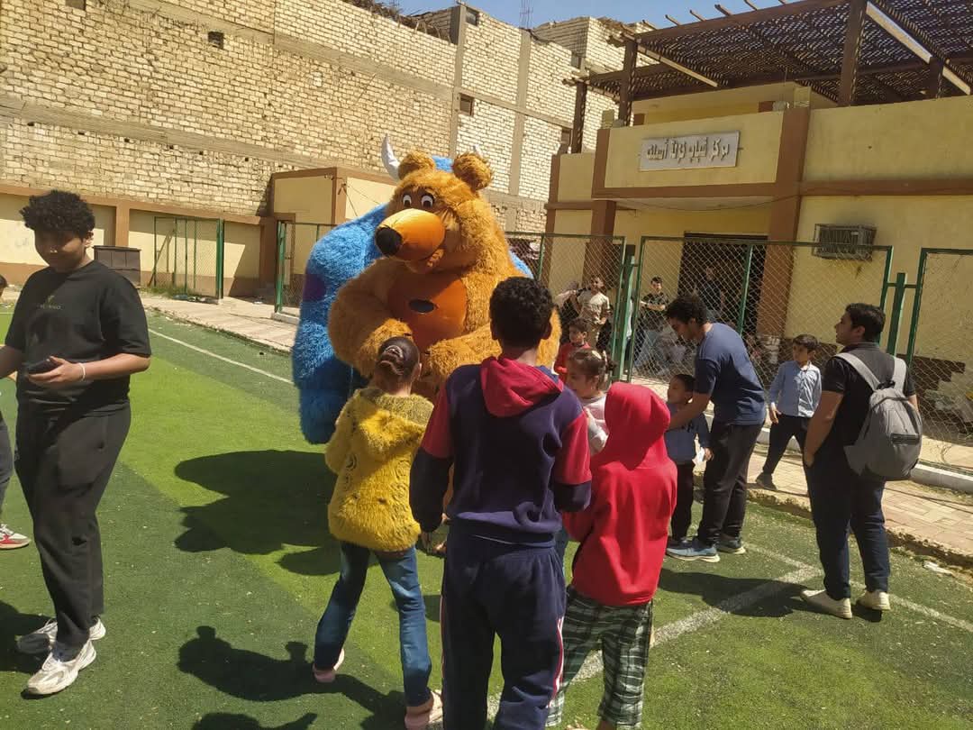 اقبال المواطنين علي مراكز الشباب في المنيا 