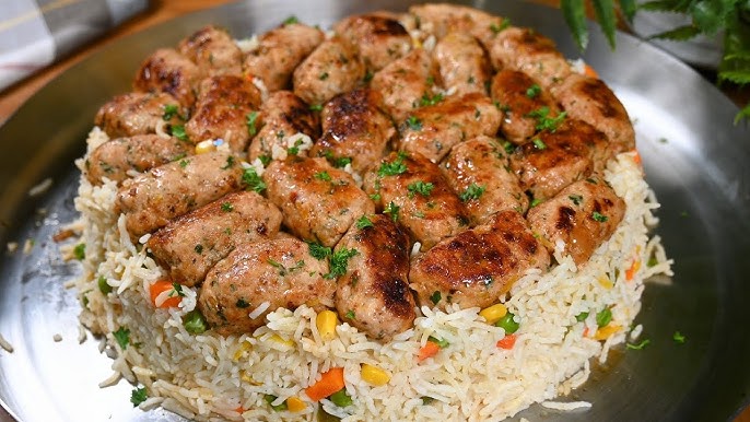 طريقة عمل كفتة دجاج مدخنة مع الأرز