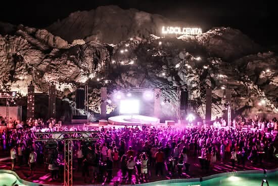 شرم الشيخ تتألق باحتفالات عيد الفطر بحفلات عالمية في قلب جبالها