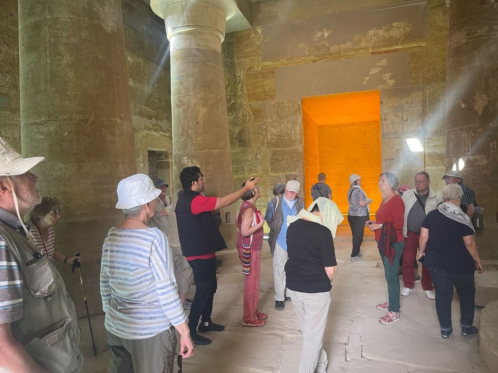 وفد سياحى المانى يزور الوادى الجديد