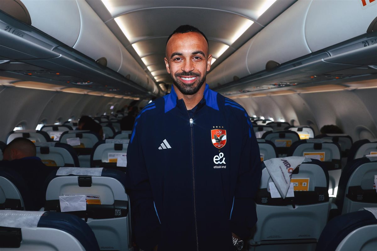 لقطات من مغادرة بعثة الأهلي مطار القاهرة لمواجهة الهلال السوداني