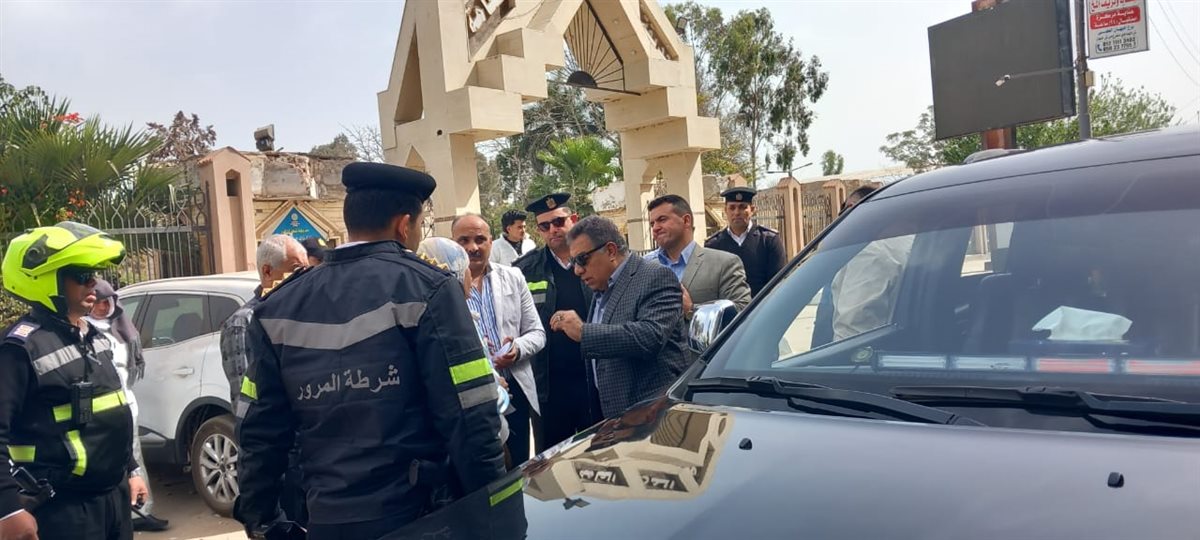 محافظ الدقهلية أثناء جولته علي مدينة المنصورة 