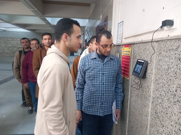 5000 طالب.. كلية القرآن بالأزهر تبدأ في تفعيل نظام البصمة لضبط حضور وانصراف الطلاب