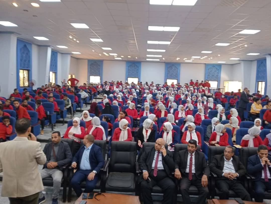 قوافل تعليمية في الوادى الجديد