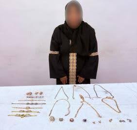 المتهمة والمضبوطات