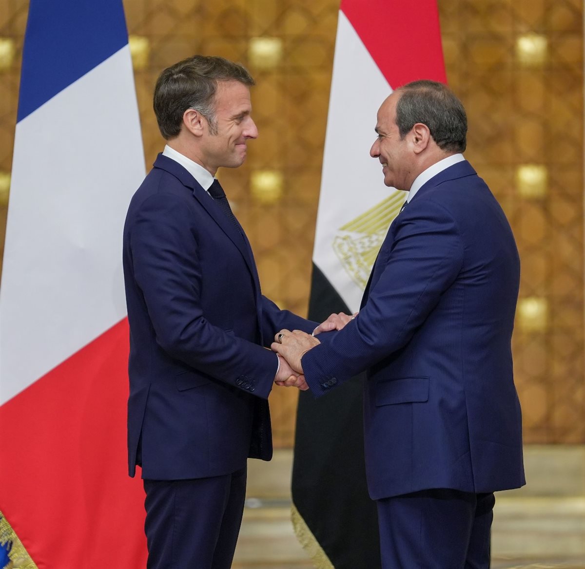 الرئيس السيسي والرئيس الفرنسي ماكرون
