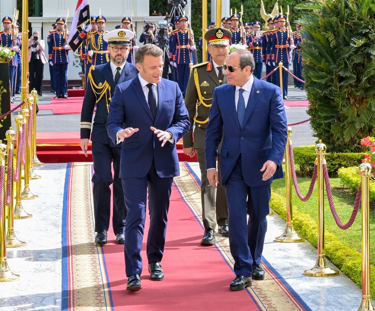 الرئيس السيسي والرئيس الفرنسي ماكرون