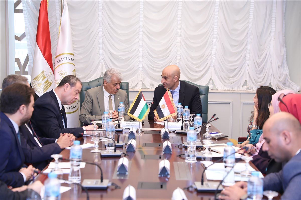 جانب من اللقاء