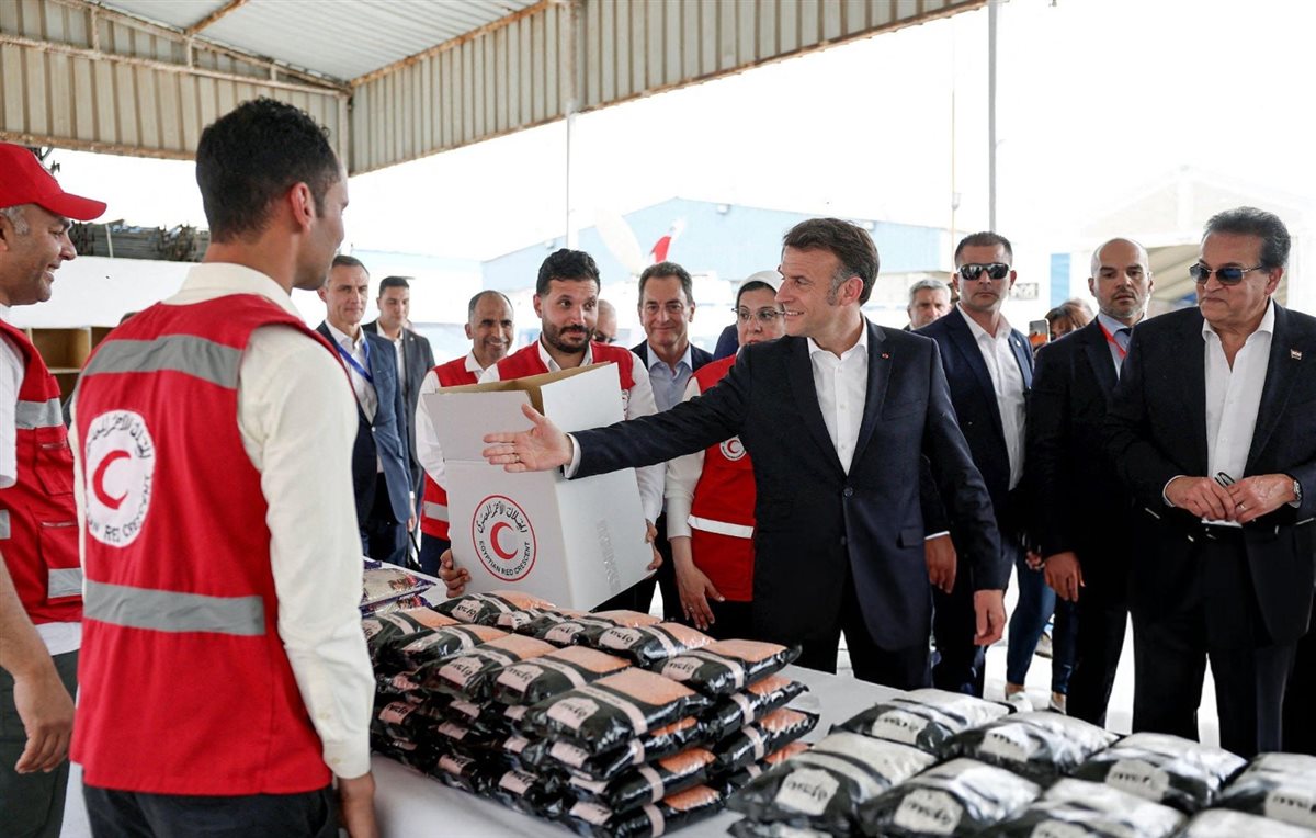 الهلال الأحمر 