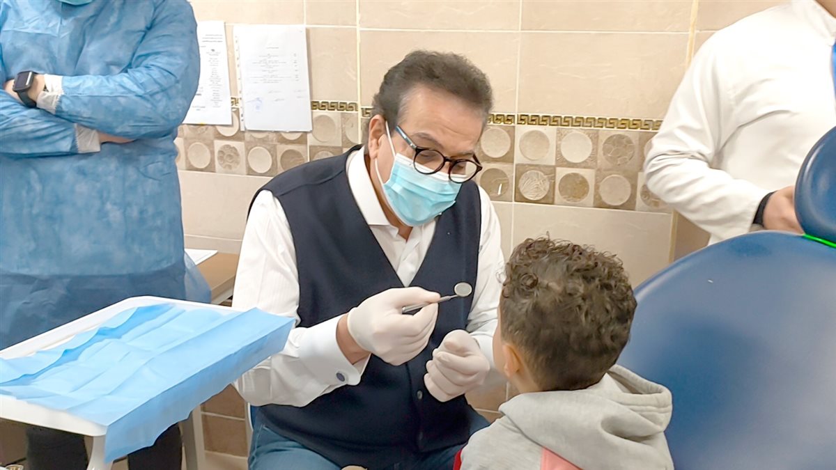 الدكتور خالد عبد الغفار وزير الصحة والسكان 