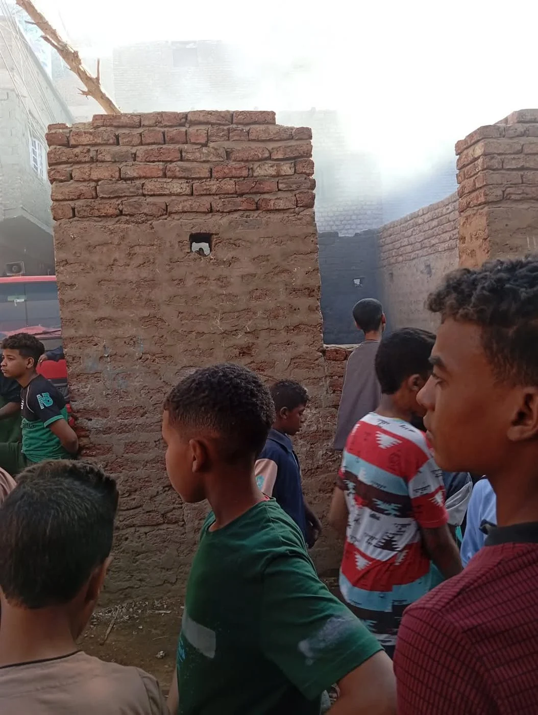 جانب من الحريق