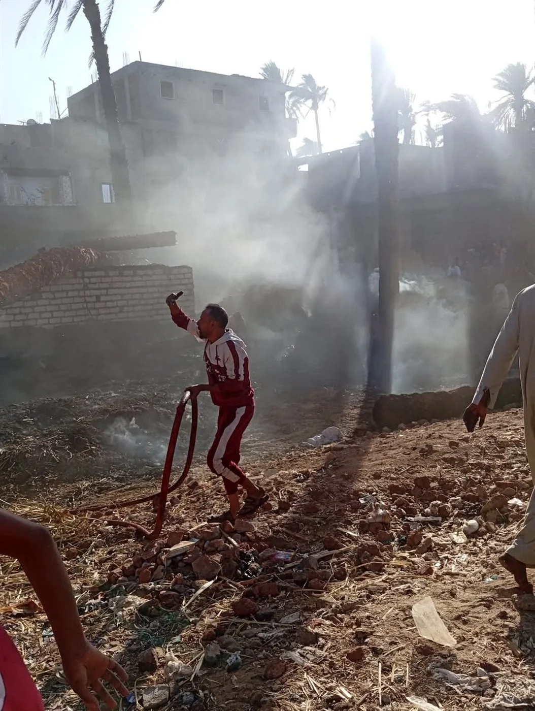 جانب من الحريق