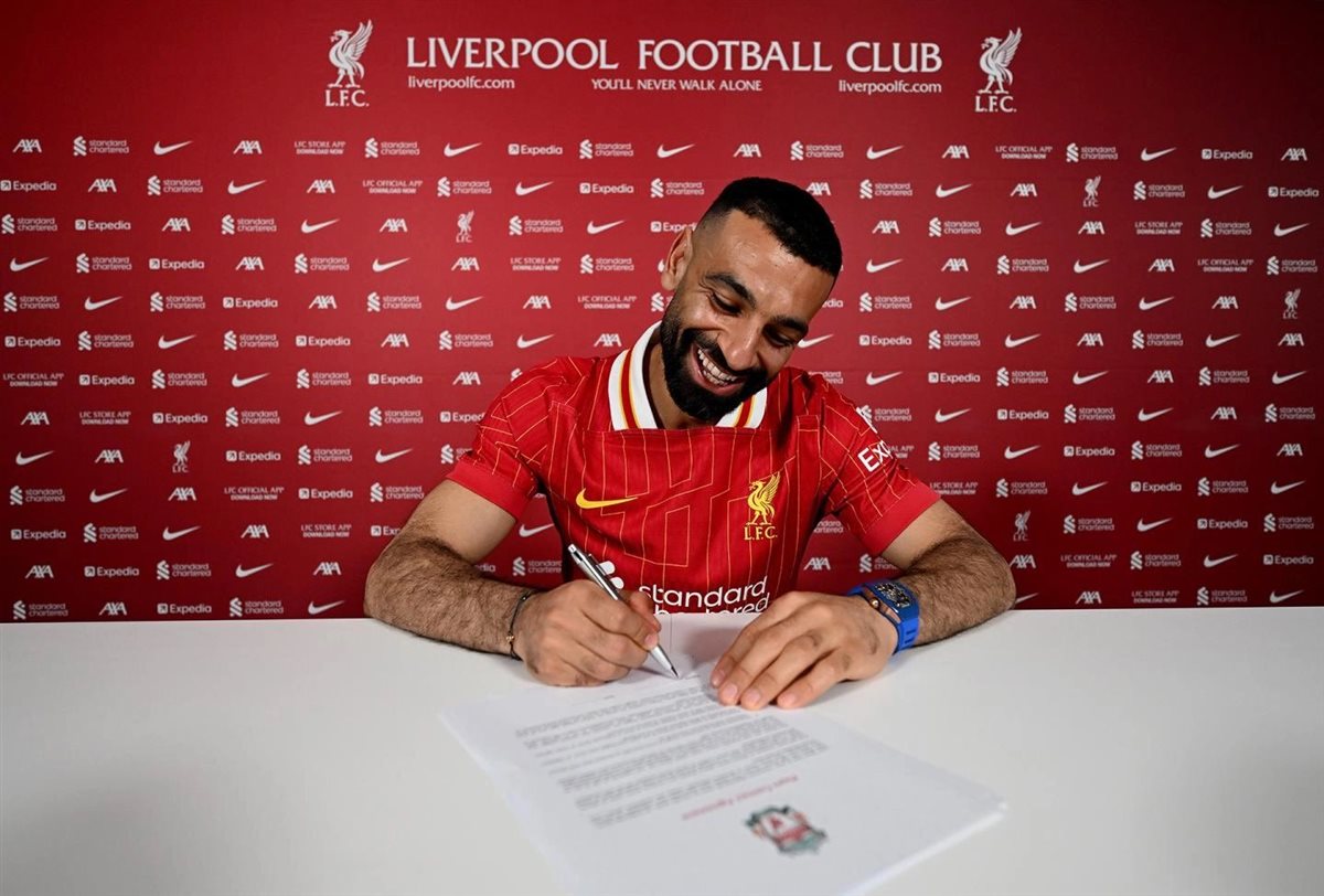 تجديد عقد محمد صلاح مع ليفربول