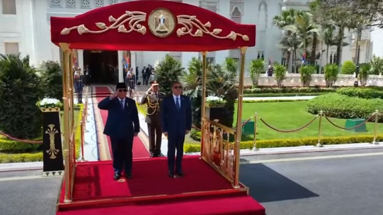 مراسم استقبال الرئيس الإندونيسي برابوو سوبيانتو بقصر الاتحادية