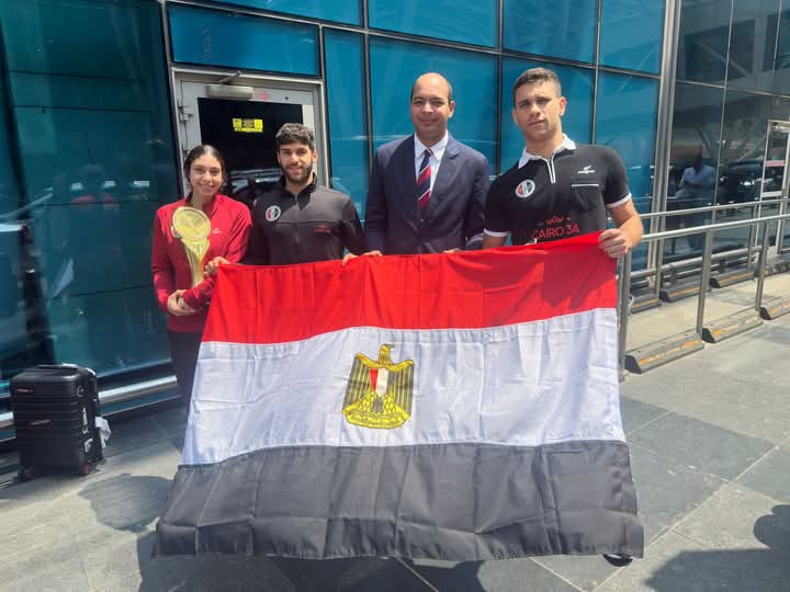 لقطات من استقبال بعثة مصر المشاركة في بطولة العالم تحت 23 للإسكواش