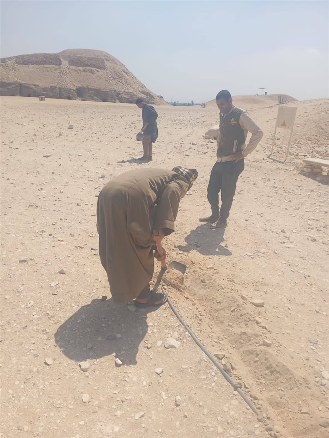 آثار ميدوم تشن حملة لنظافة منطقة هرم الملك سنفرو