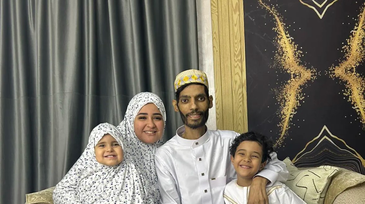 إبراهيم شيكا وزوجته 