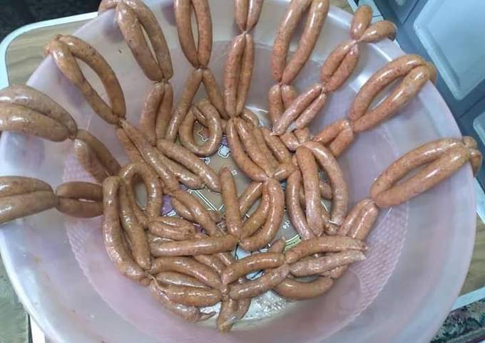  طريقة عمل السجق بالمنزل بالصور