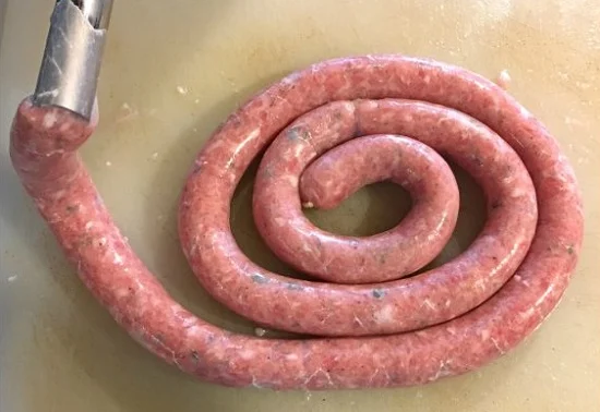  طريقة عمل السجق بالمنزل بالصور