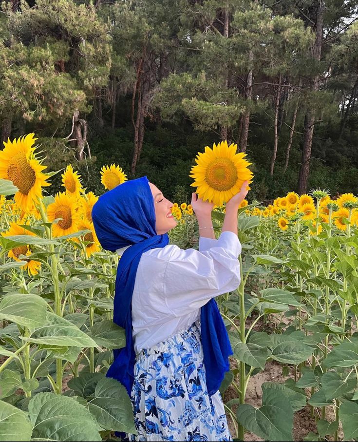 حركات تصوير للبنات المحجبات