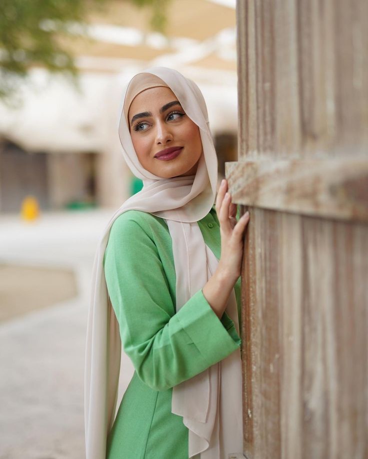 حركات تصوير للبنات المحجبات