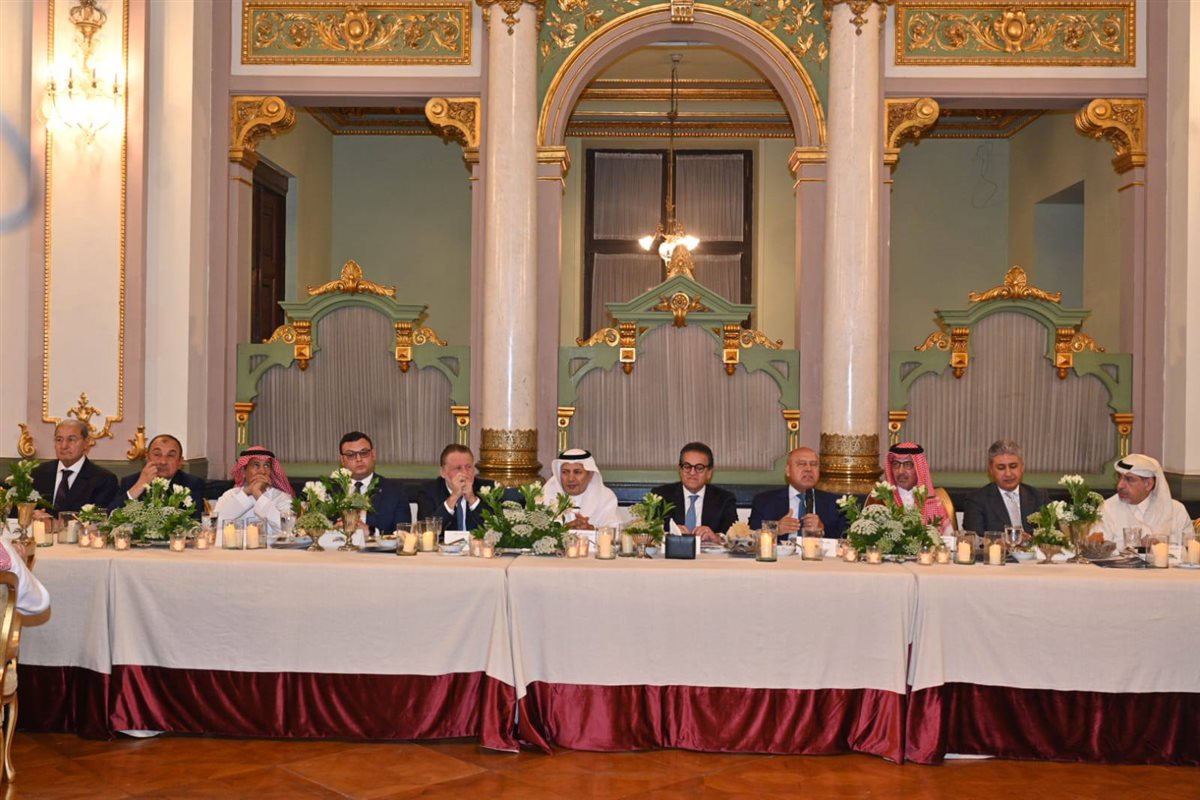 جانب من مشاركة الوزراء في ملتقى رجال الأعمال المصري السعودي