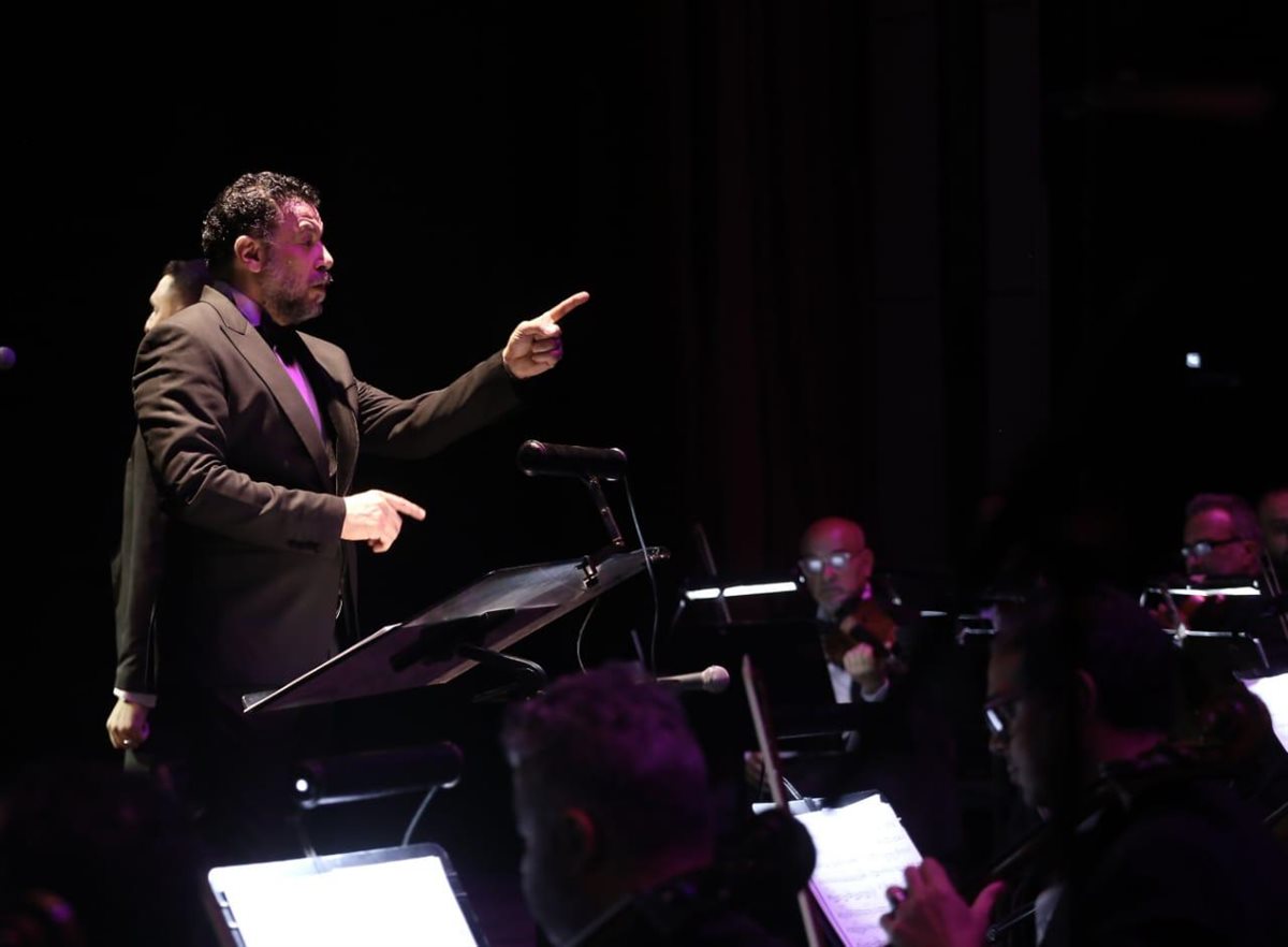 لقطات من حفل نجوم الموسيقى العربية بأعمال العندليب في الأوبرا 