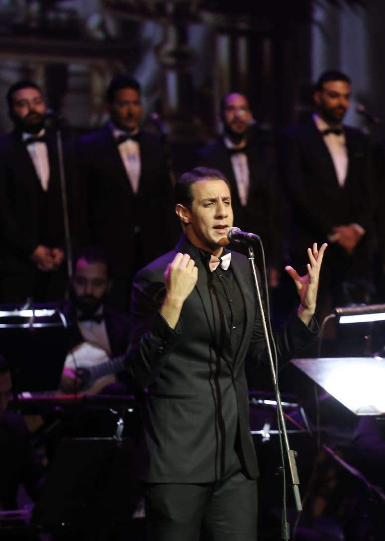 لقطات من حفل نجوم الموسيقى العربية بأعمال العندليب في الأوبرا 