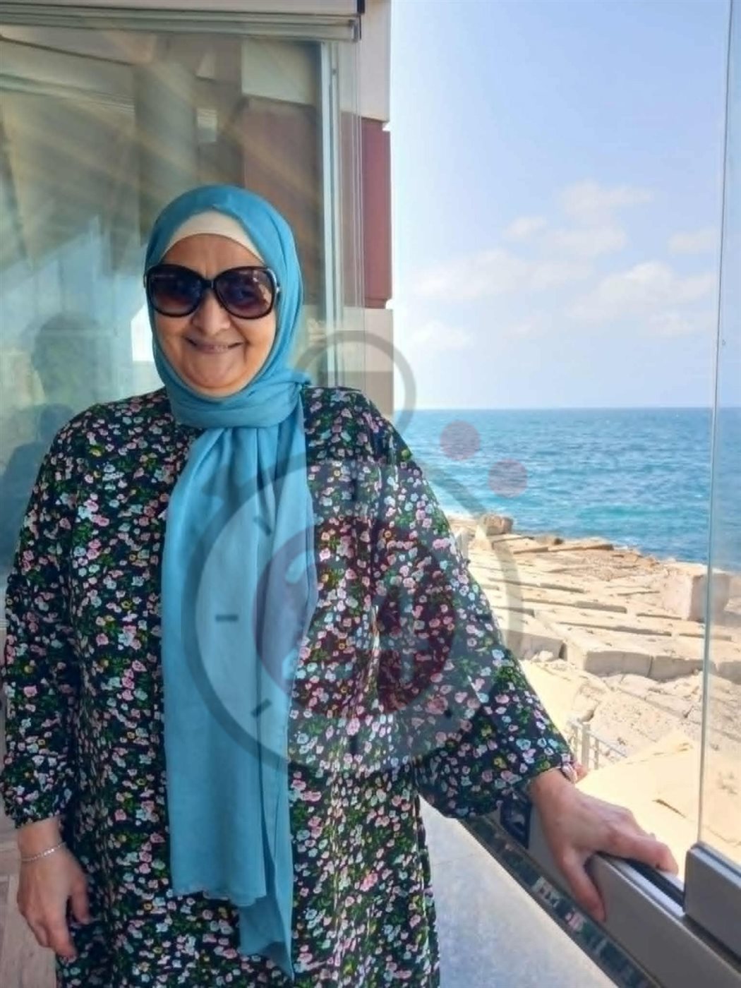 أحدث ظهور للفنانة عزة فؤاد بطلة فيلم شيء من الخوف رفقة أسرتها