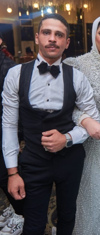 الشاب المتوفي 