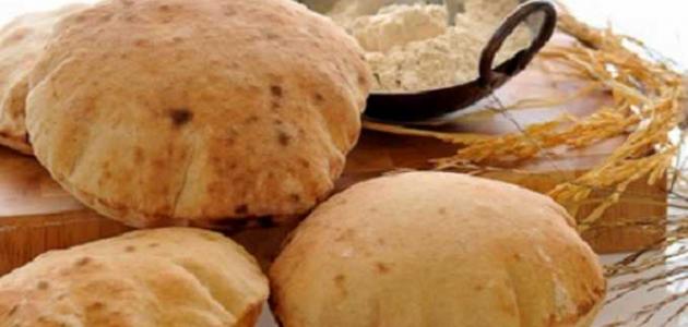 طريقة عمل الخبز البلدي في الفرن.. أفضل وصفة اقتصادية للتوفير على أسرتك