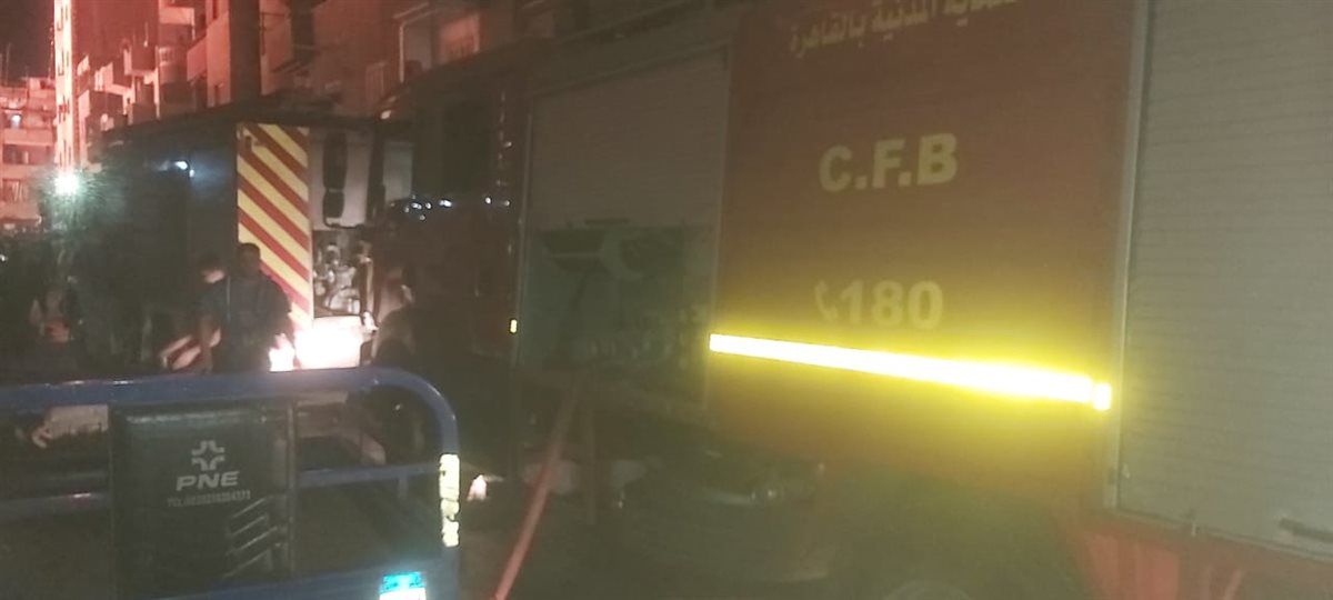  حريق مخازن أخشاب بالشرابية