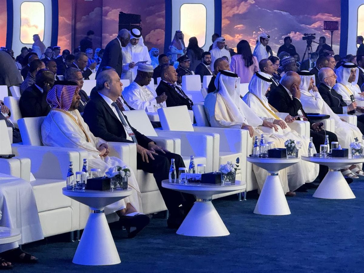وزير الطيران يشارك في المؤتمر الوزاري رفيع المستوى 