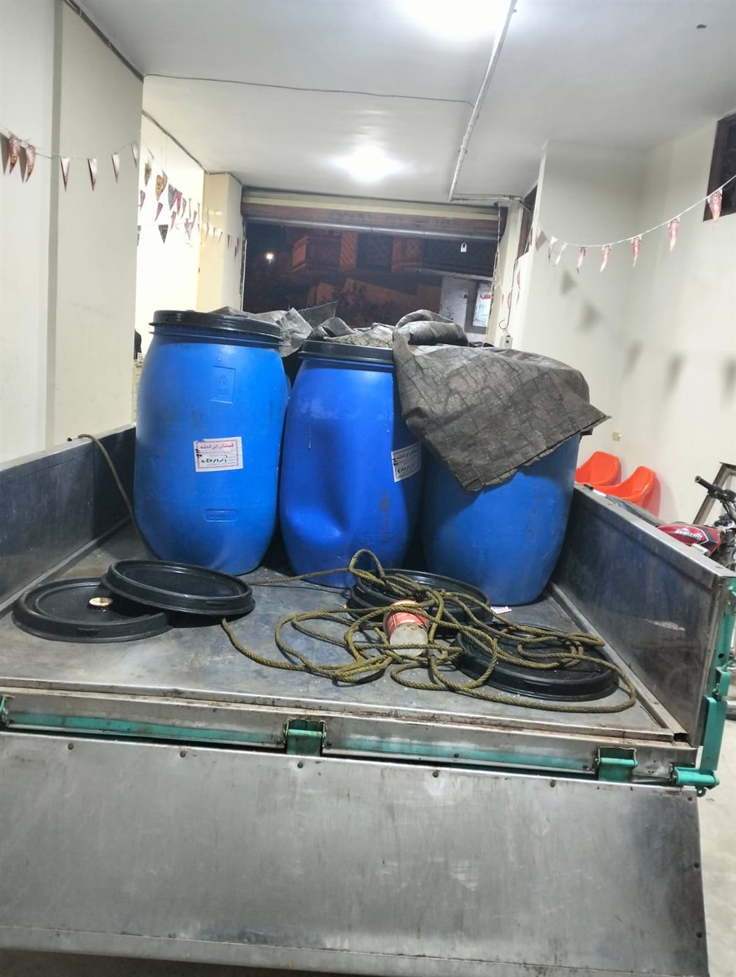 قبل بيعها في شم النسيم.. ضبط سيارة محمله ب 600ك فسيخ ورنجة غير صالحة للاستهلاك بالفيوم