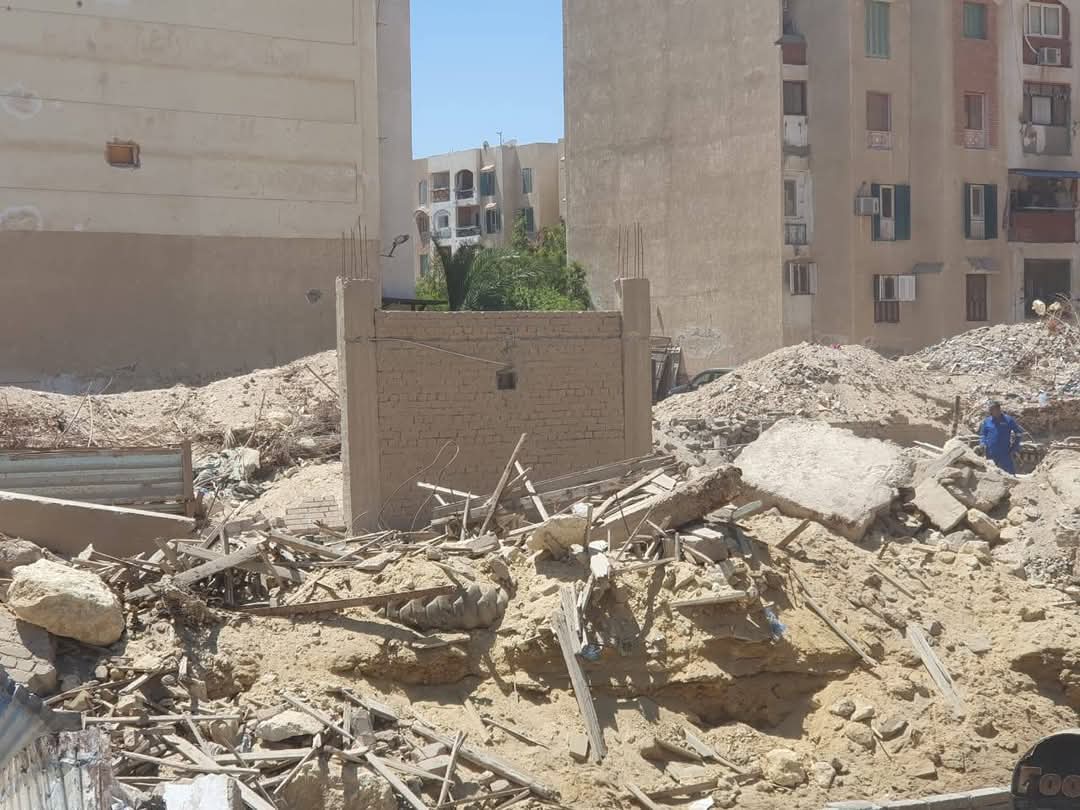 إزالة تعديات على أراضى الدولة بالغردقة 