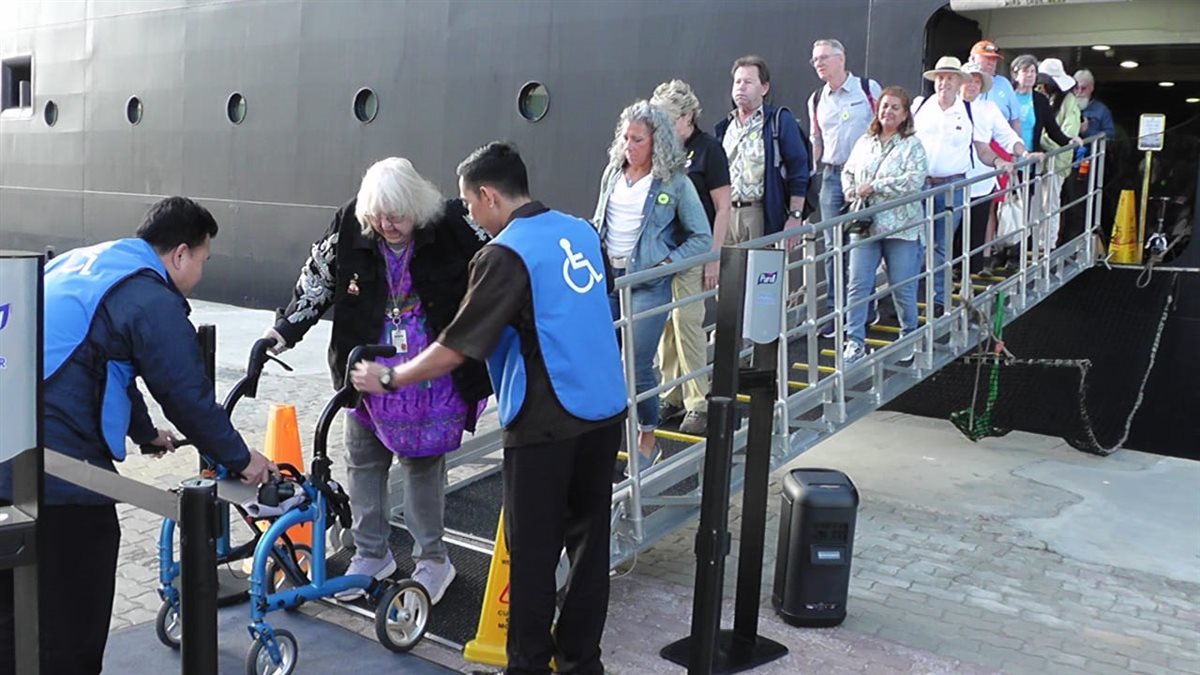 السفينة السياحية MS Zuiderdam