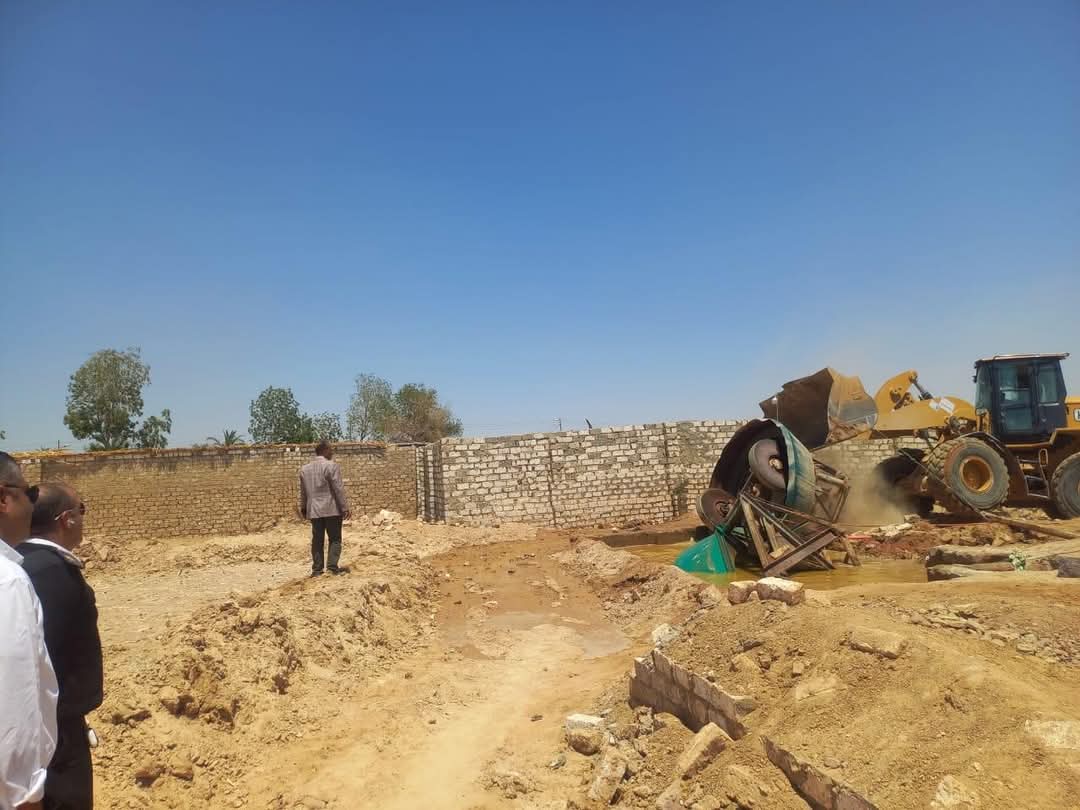 إزالة طواحين ذهب غير مرخصة