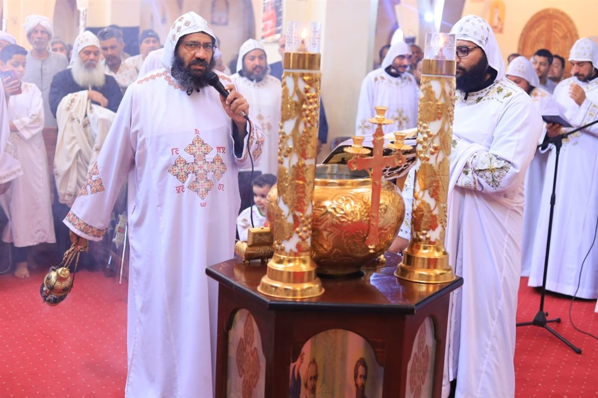 خميس العهد بالأقصر