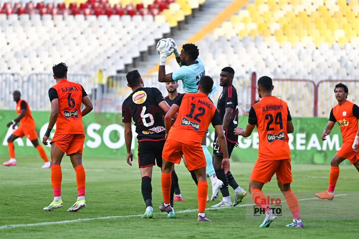 موعد والقنوات الناقلة لمباراة الأهلي ضد فاركو بث مباشر