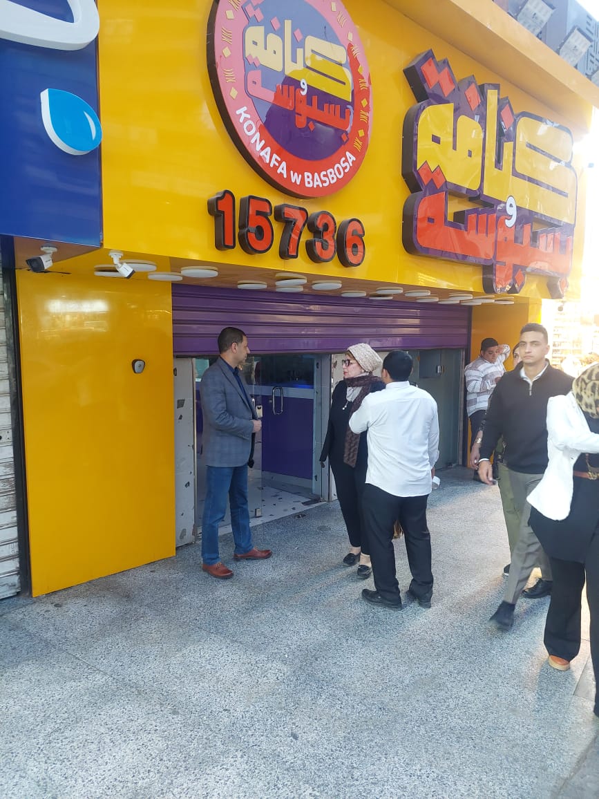 غلق وتشميع محال بلبن وكنافة وبسبوسة