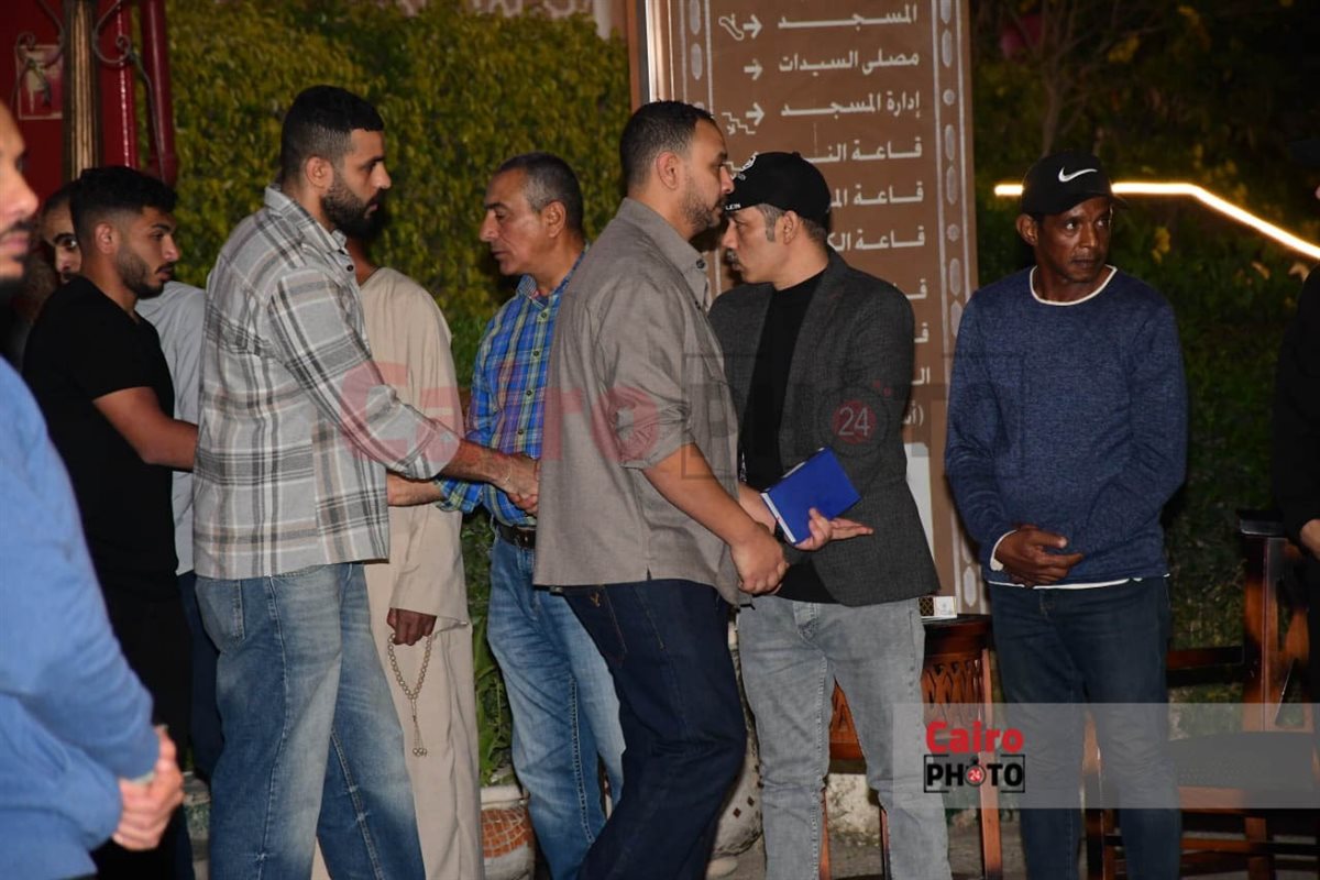 نجوم الفن في عزاء الفنان سليمان عيد