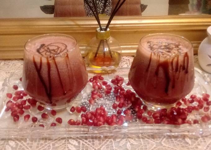 طريقة عمل عصير رمان بالشوكولاتة