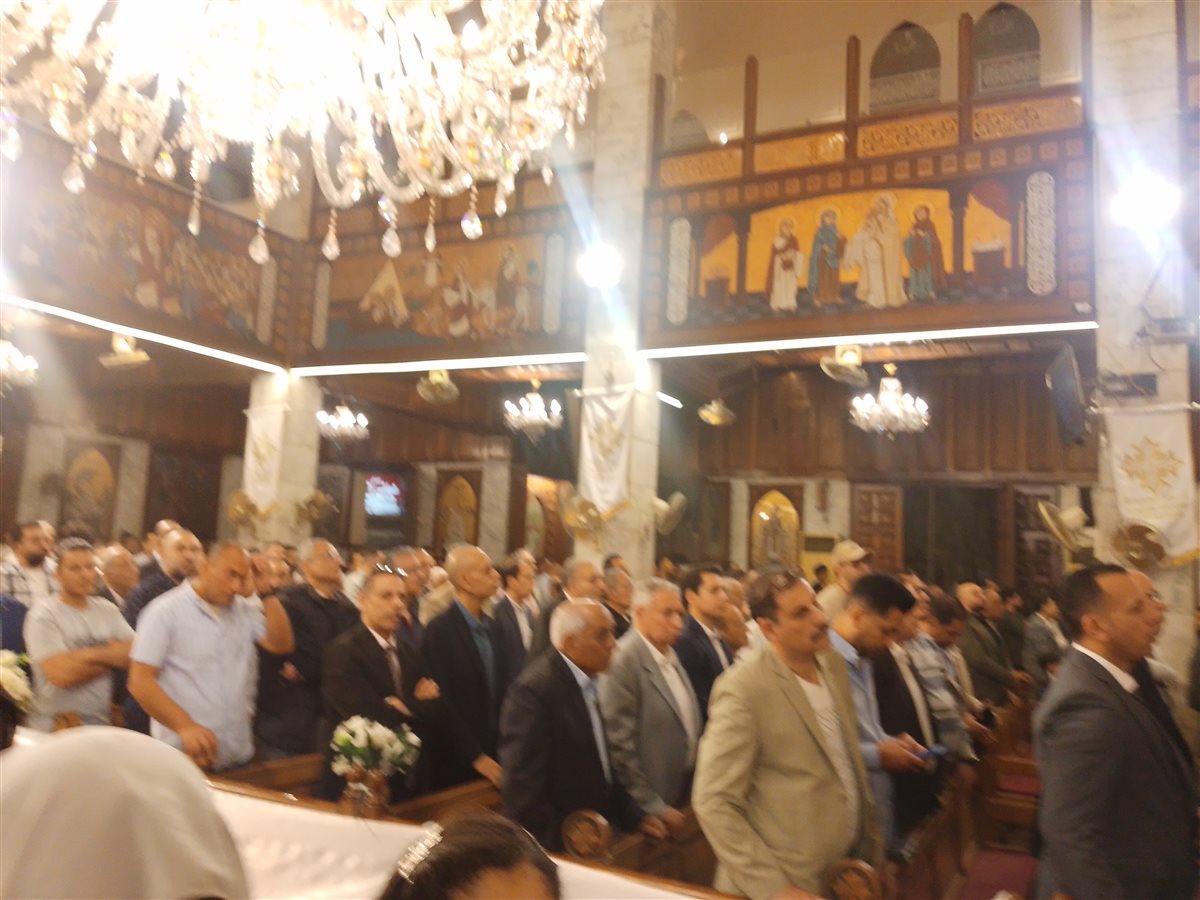 جانب من القداس 