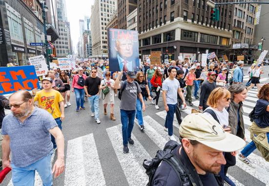 جانب من المظاهرات في أمريكا