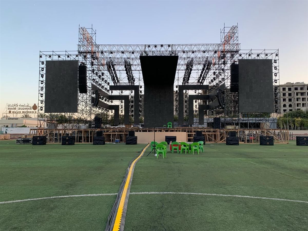 المنتج وليد منصور يعكف على الانتهاء من تجهيزات حفل تامر عاشور وحمادة هلال ويقدم مفاجآت لأول مرة