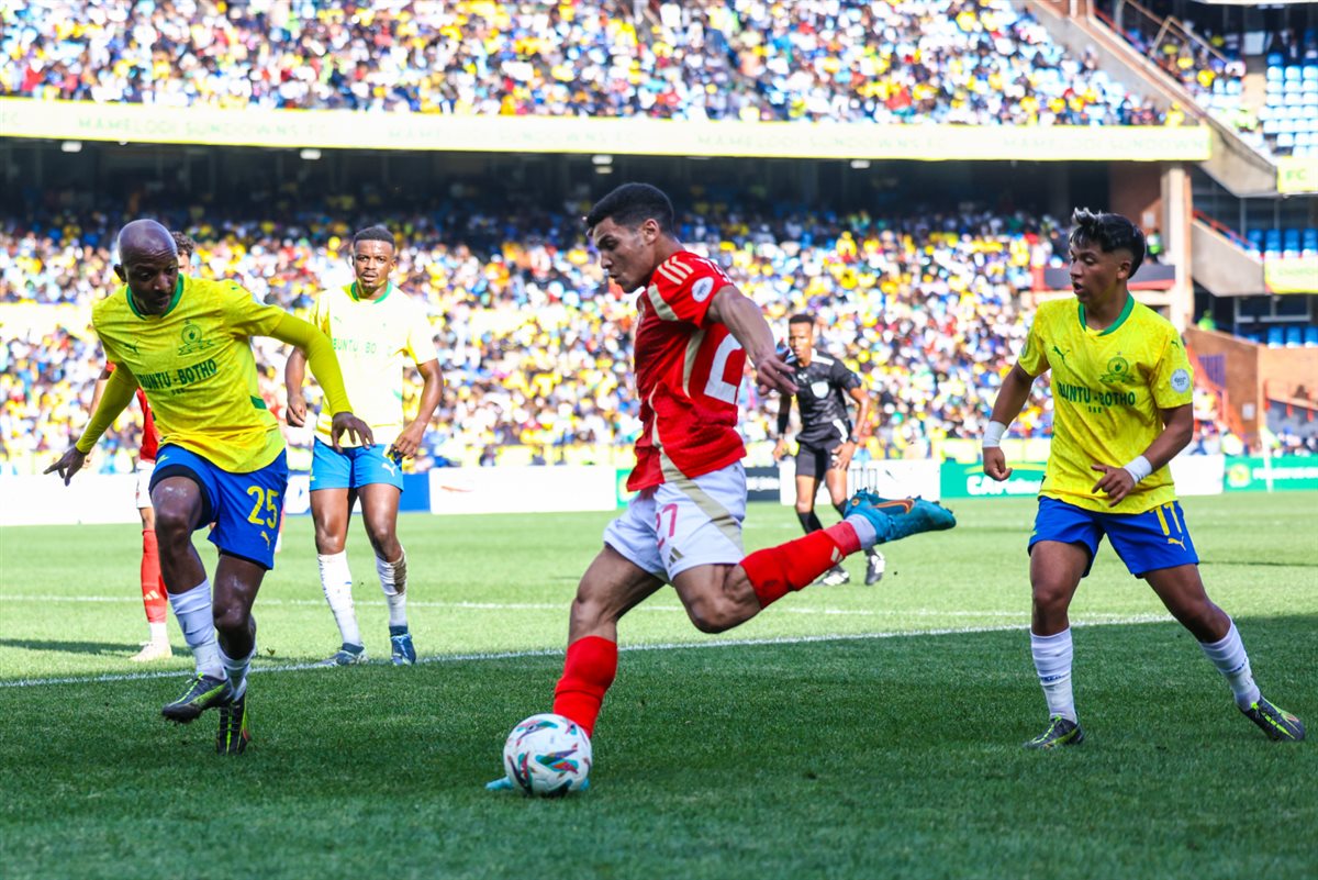 القنوات الناقلة لمباراة الأهلي وصن داونز في إياب نصف نهائي دوري أبطال إفريقيا