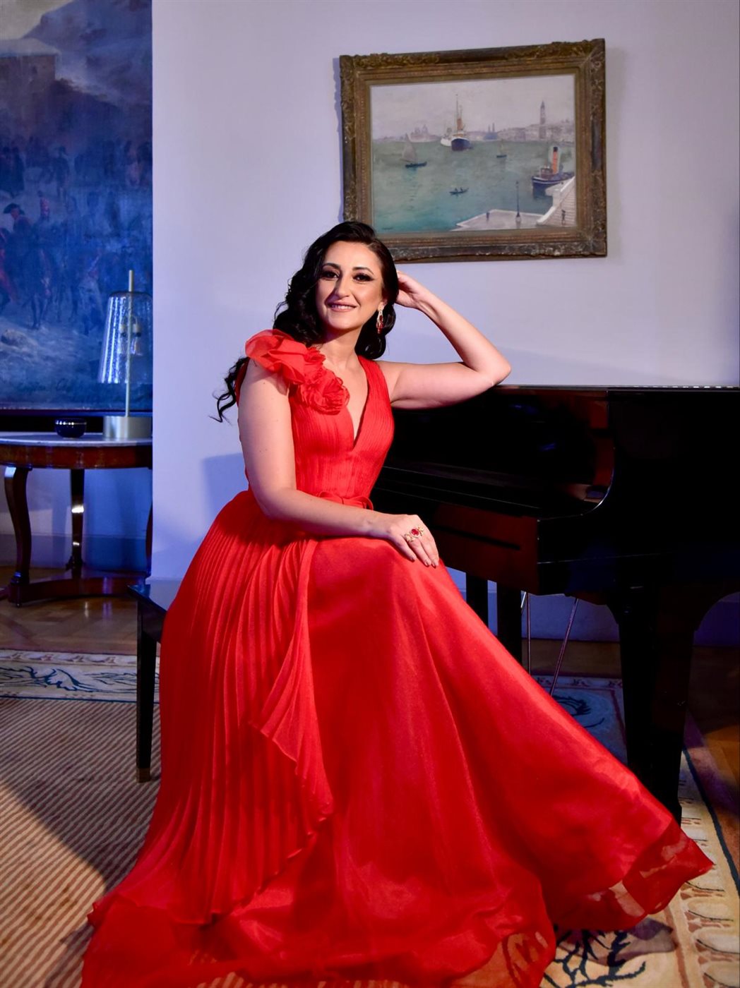 لقطات لـ السوبرانو أميرة سليم قبل استعدادها لحفل عيد الفصح في لبنان