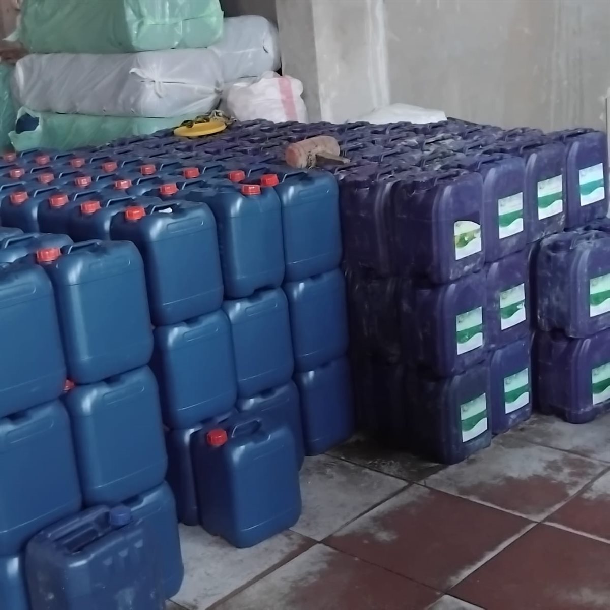 ضبط منشأة مخالفة لإنتاج المخصبات الزراعية بالمنوفية&nbsp;